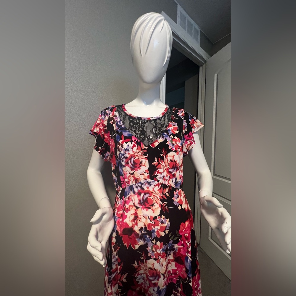 Torrid Black and Red Midi Studio Knit Asymmetrical Dress size 1 - Picture 9 of 16
